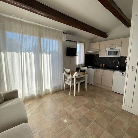 Appartement Pinede Piscine Clim Proche Plage Village Naturiste Agde Exteriör bild