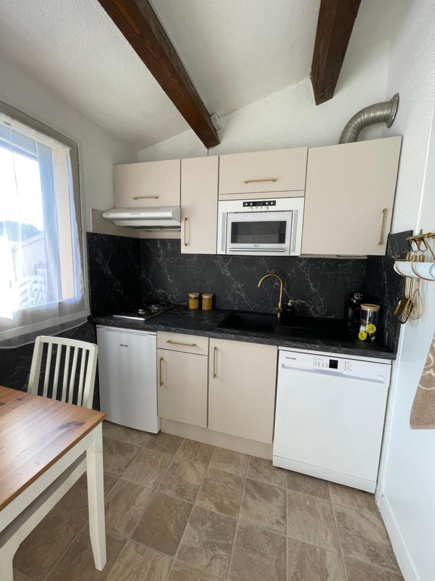 Appartement Pinede Piscine Clim Proche Plage Village Naturiste Agde Exteriör bild
